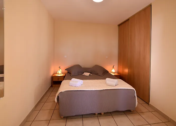 Chiar' Di Luna 4*