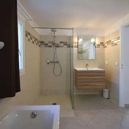 Hotel Chiar' Di Luna San Ciprianu