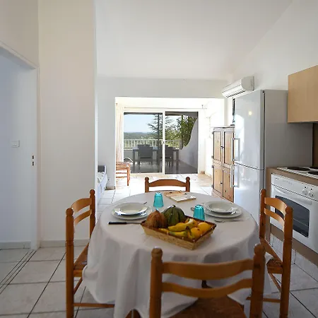 Hotel Chiar' Di Luna San Ciprianu