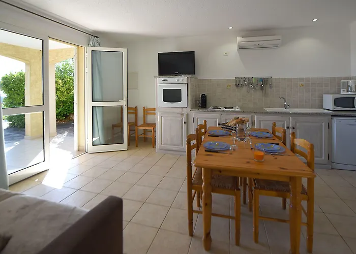 Hotel Chiar' Di Luna San Ciprianu